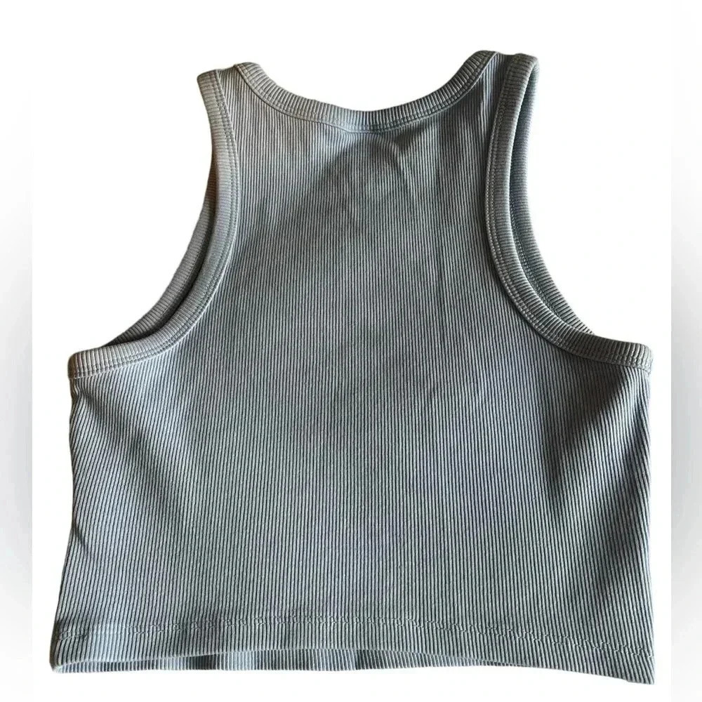 H&M Ribbed Crop Top - Size Small - Picture 2 of 2